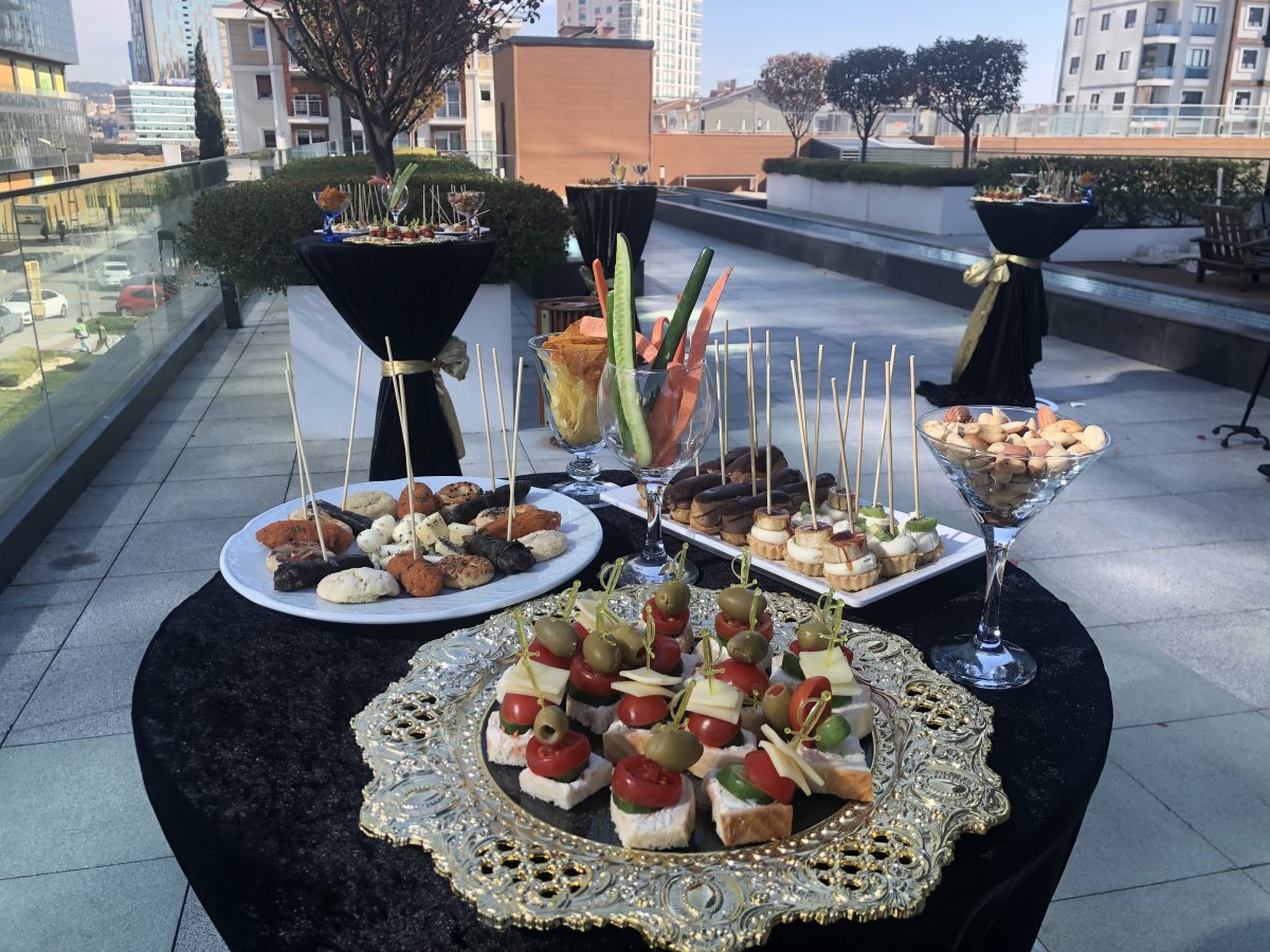 kokteyl masası kiralama