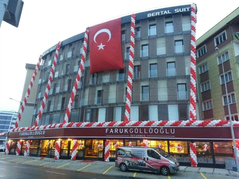 otel açılışı balon süslemesi