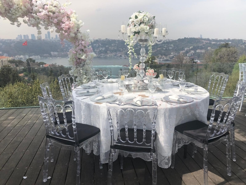 Düğün davetleri için masa ve sandalye kiralama