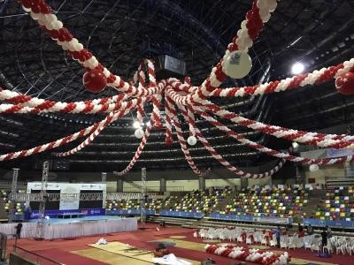 spor salonu balon süsleme